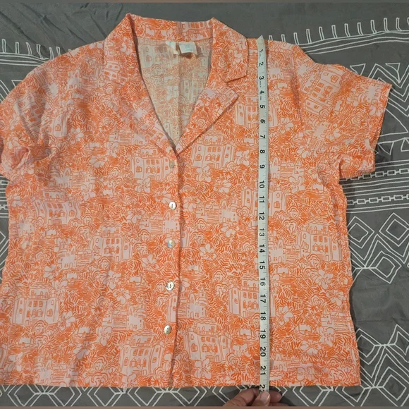 Cynthia Rowley Boxy Floral and Building Coral Top Size Medium - Picture 4 of 5